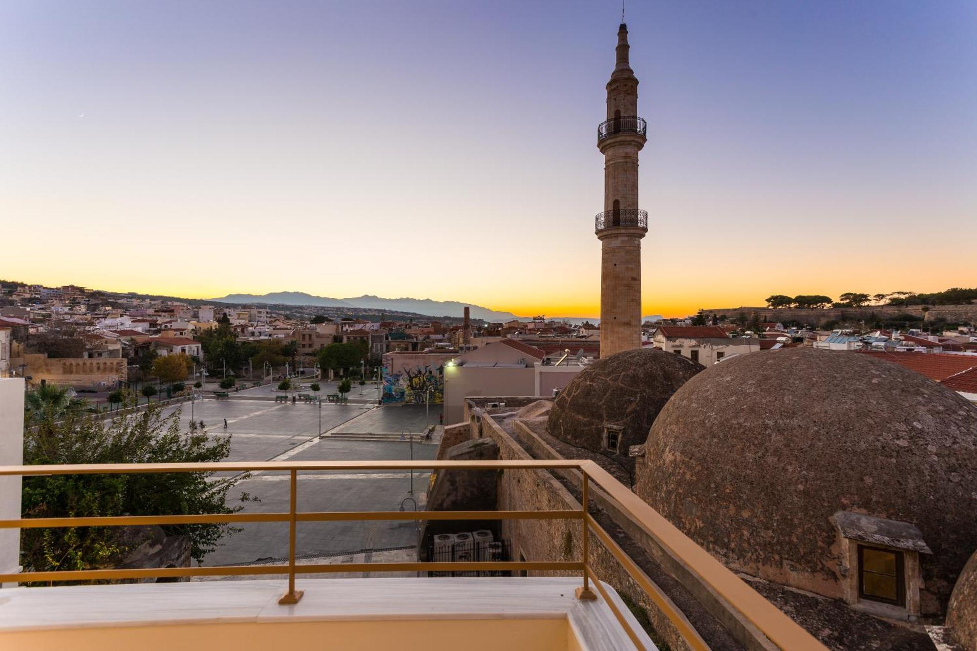 Polyxenia Suites Rethymno Exterior foto
