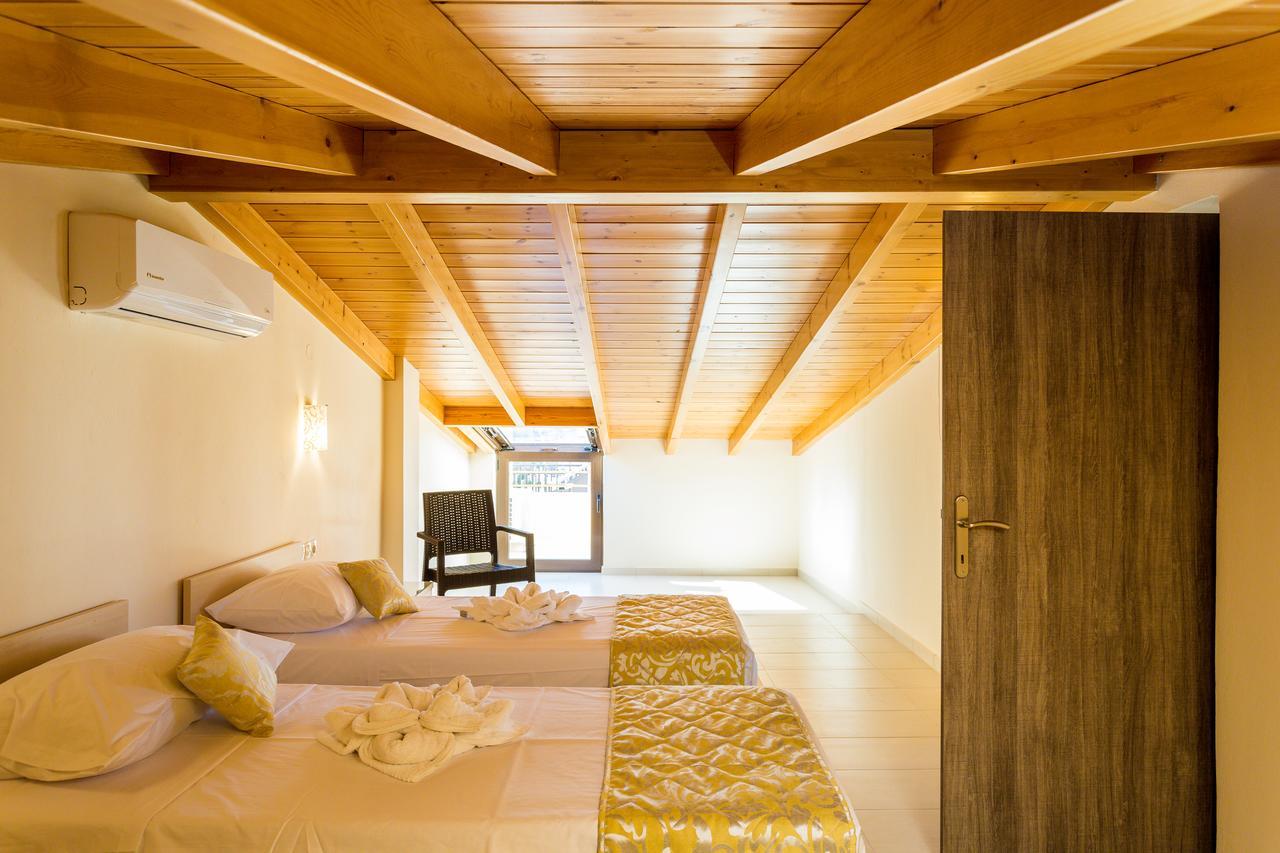 Polyxenia Suites Rethymno Exterior foto